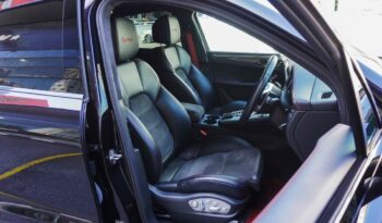 Porsche Macan Turbo full