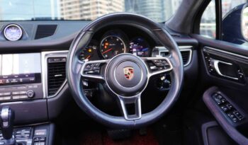 Porsche Macan Turbo full