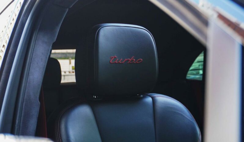 Porsche Macan Turbo full