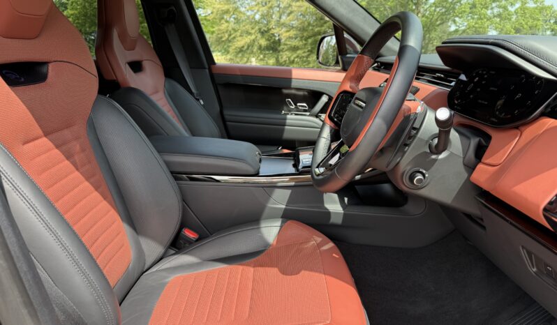 Land Rover Range Rover Sport SV Edition One P635 full