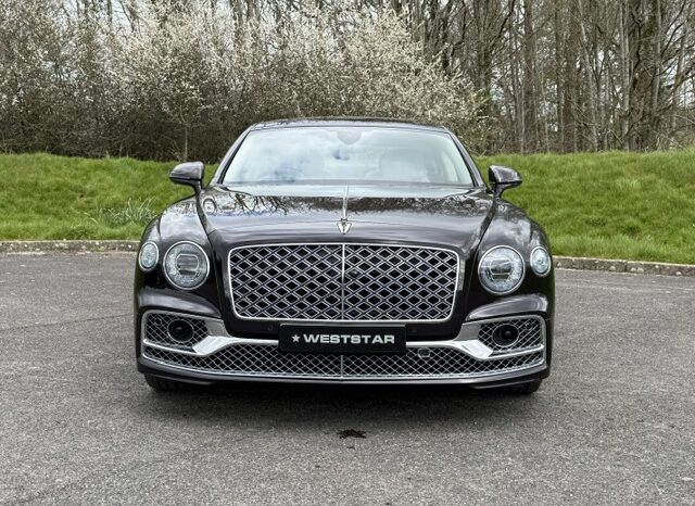 Bentley Flying Spur V8 “Mulliner” full