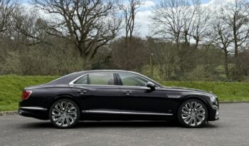 Bentley Flying Spur V8 “Mulliner” full