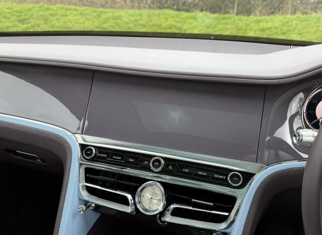 Bentley Flying Spur V8 “Mulliner” full