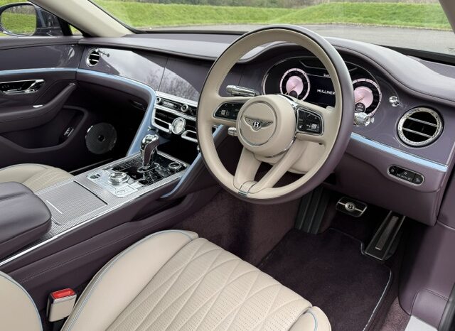 Bentley Flying Spur V8 “Mulliner” full