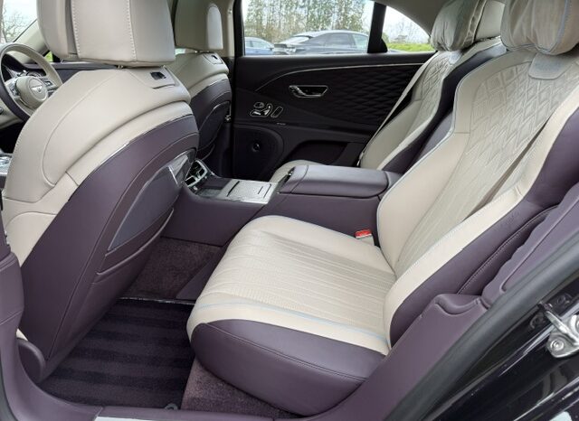 Bentley Flying Spur V8 “Mulliner” full