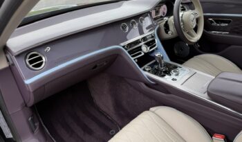 Bentley Flying Spur V8 “Mulliner” full