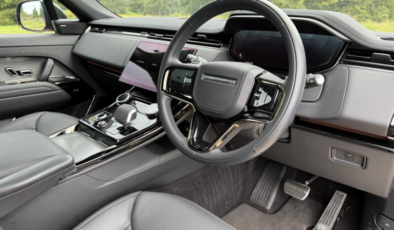 Land Rover Range Rover P400 Dynamic SE full