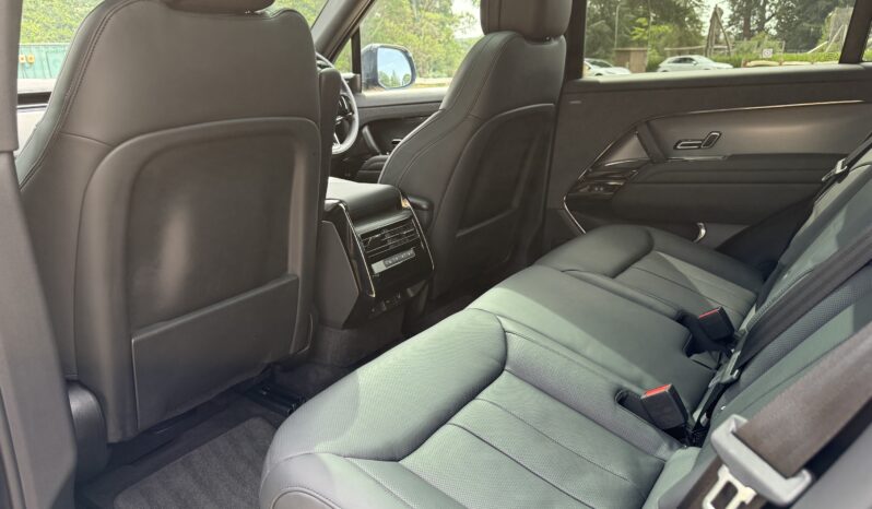 Land Rover Range Rover P400 Dynamic SE full