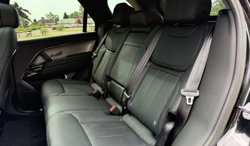 Land Rover Range Rover P400 Dynamic SE full