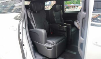 Toyota Vellfire Z Premier 2.4 T full