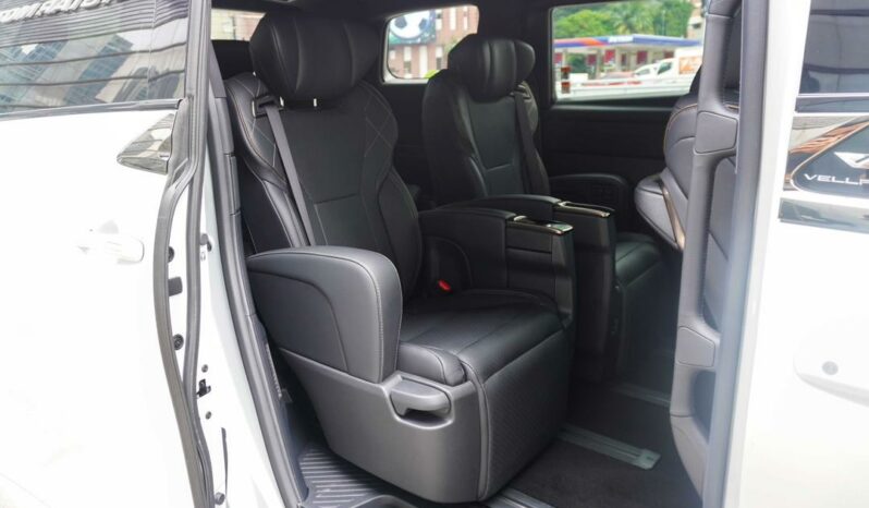 Toyota Vellfire Z Premier 2.4 T full