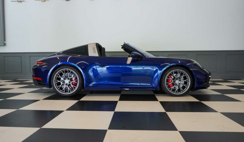 Porsche 911 (992) Targa 4S full
