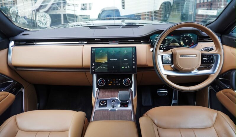 Land Rover Range Rover P400 HSE full