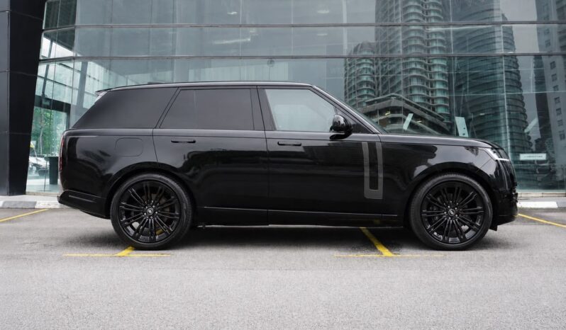 Land Rover Range Rover P400 HSE full