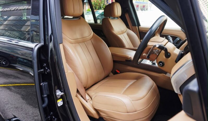 Land Rover Range Rover P400 HSE full